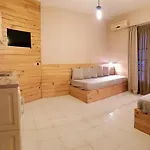 Anemos Aparthotel 3*