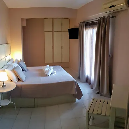 Anemos Lägenhetshotell 3*