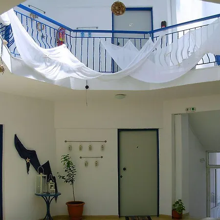 Anemos Apart Otel Polychrono