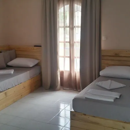 Anemos Hotel de apartamente Polychrono