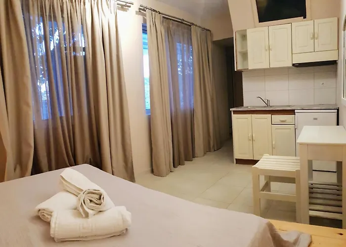 Apart Otel Anemos