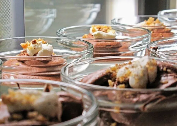 Anemos Apart Otel 3*