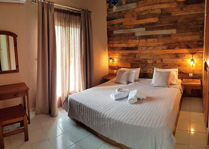 Anemos Apart Otel 3*