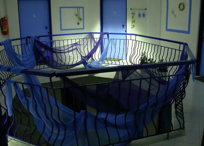 Anemos Apart Otel 3*