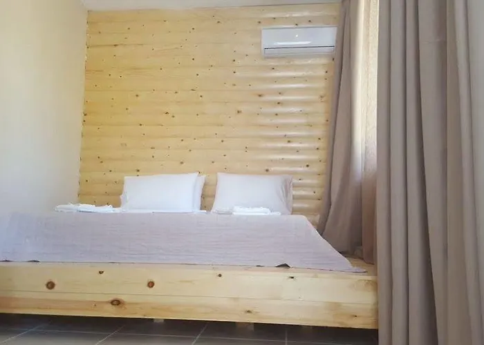 Anemos Apart Otel 3*