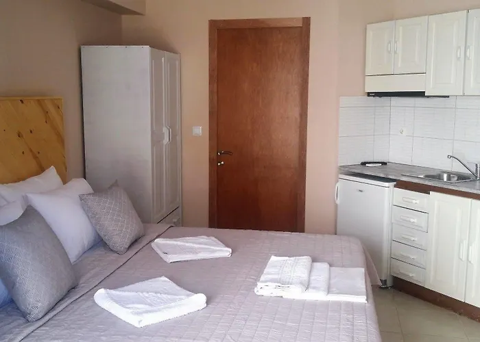 Anemos Apart Otel 3*