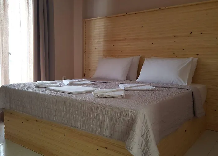 Apart Otel Anemos Polychrono